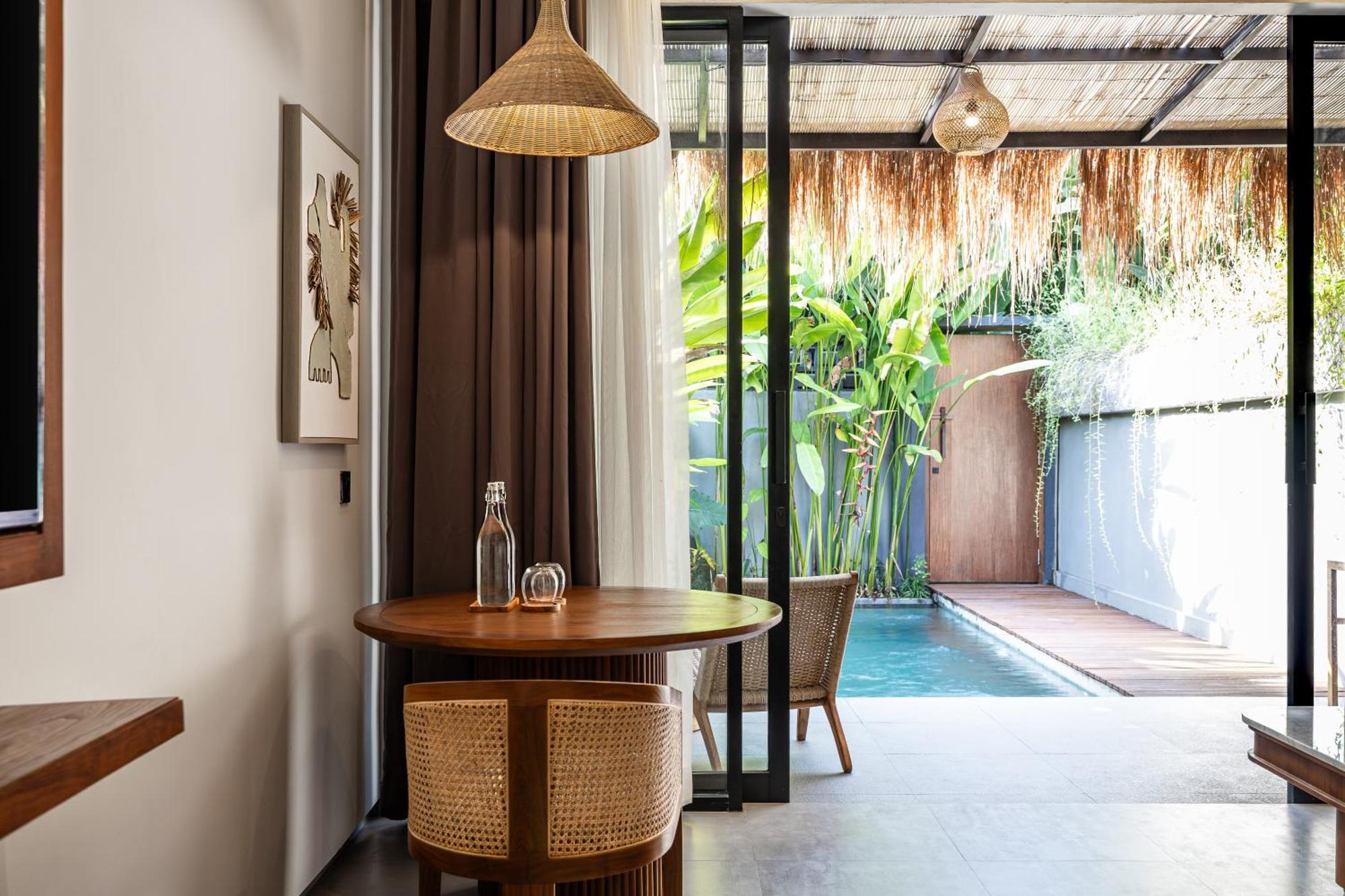 The Clifton Canggu Villas Exterior photo